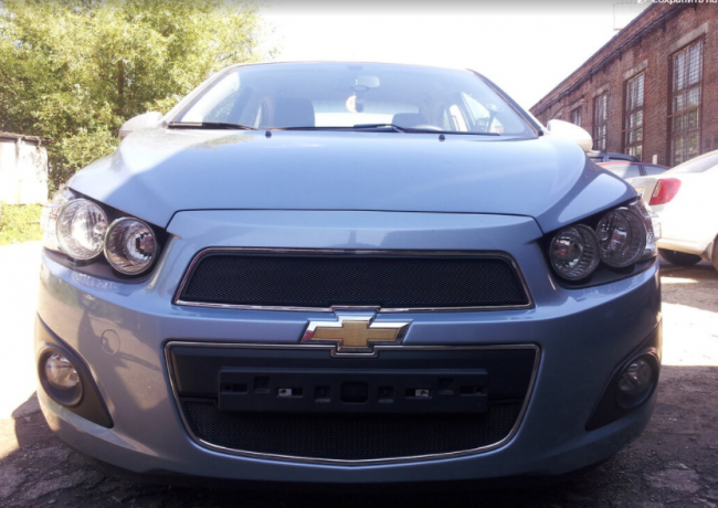 Защита радиатора "Standart" Chevrolet Aveo (2011-2015) верх, чёрная купить недорого с доставкой в Губкин